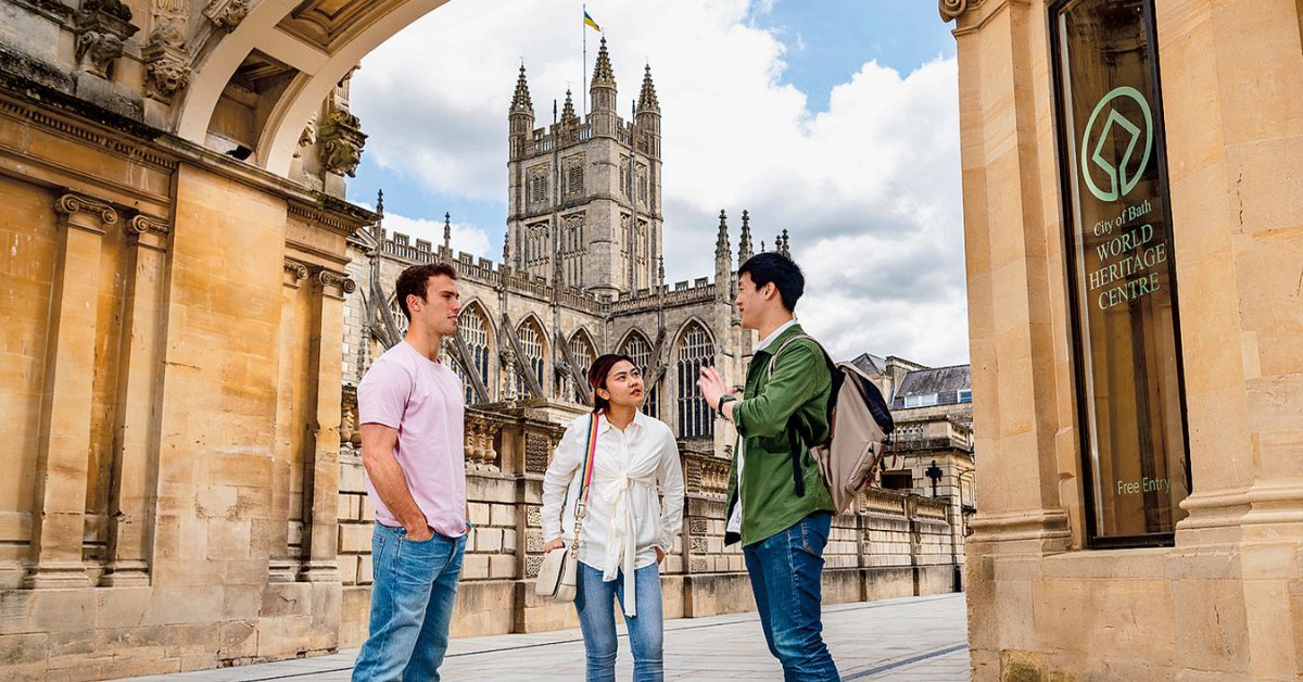 University of Bath School of Management Opens Doors to Overseas Talents with Over 50 Scholarships - StudyMalaysia.com